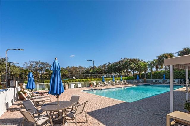 1672 Morning Sun LN D22, Naples, FL 34119