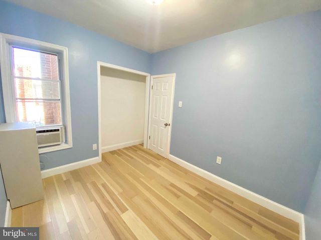 4055 N 9TH ST, Philadelphia, PA 19140