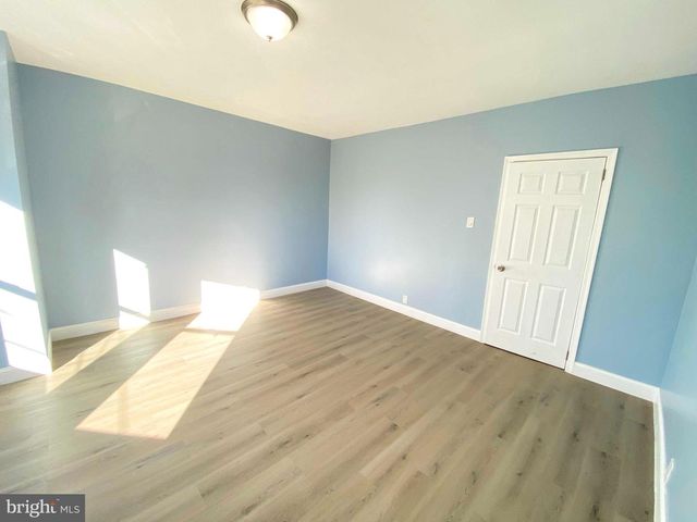 4055 N 9TH ST, Philadelphia, PA 19140