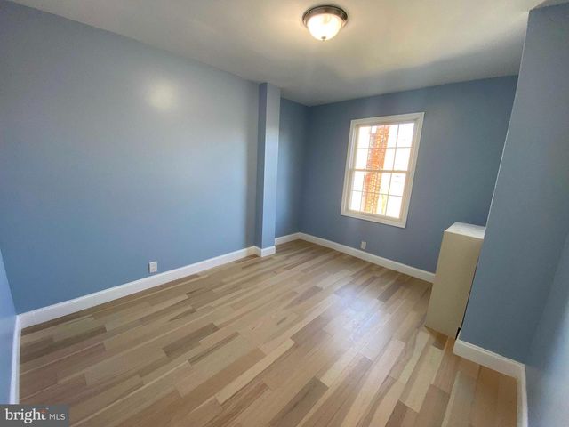 4055 N 9TH ST, Philadelphia, PA 19140