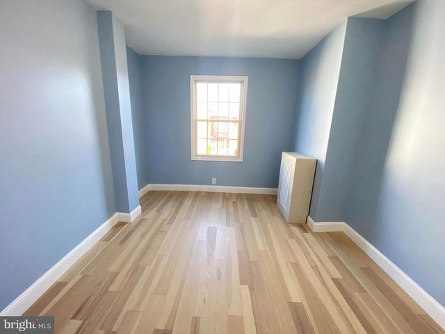 4055 N 9TH ST, Philadelphia, PA 19140