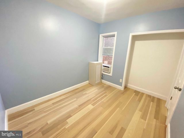 4055 N 9TH ST, Philadelphia, PA 19140