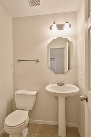 12515 Lake Shore Drive, Montgomery, TX 77356