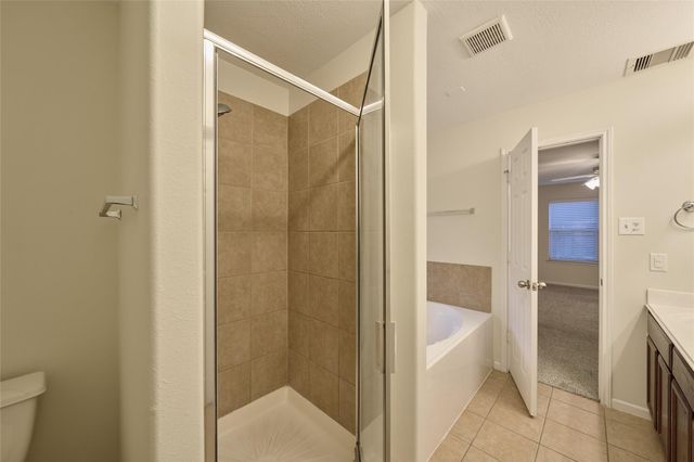 12515 Lake Shore Drive, Montgomery, TX 77356