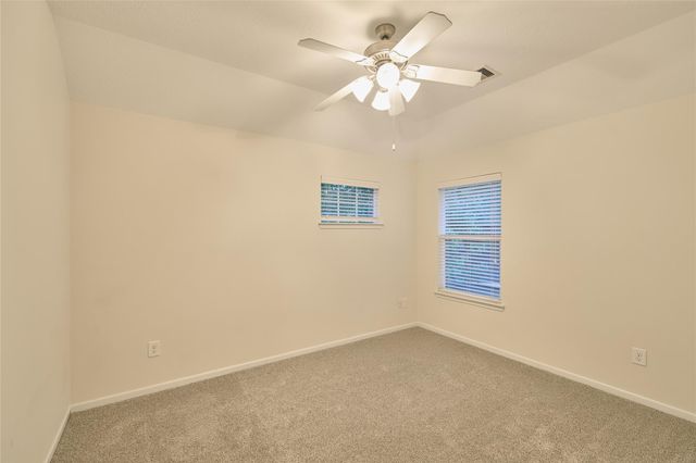 12515 Lake Shore Drive, Montgomery, TX 77356