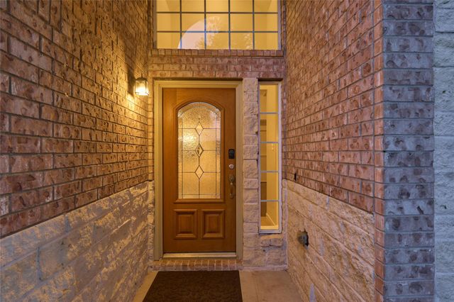 12515 Lake Shore Drive, Montgomery, TX 77356