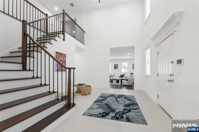 337 Franklin Street, Haworth, NJ 07641