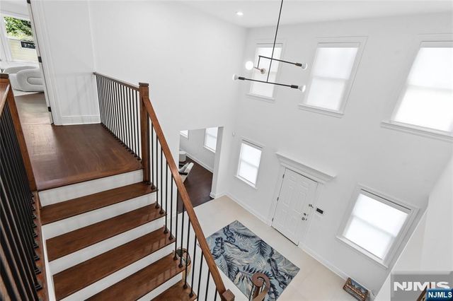 337 Franklin Street, Haworth, NJ 07641