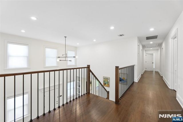 337 Franklin Street, Haworth, NJ 07641