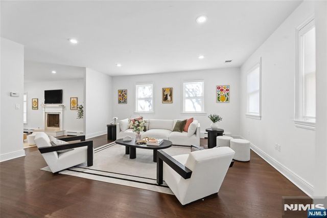 337 Franklin Street, Haworth, NJ 07641