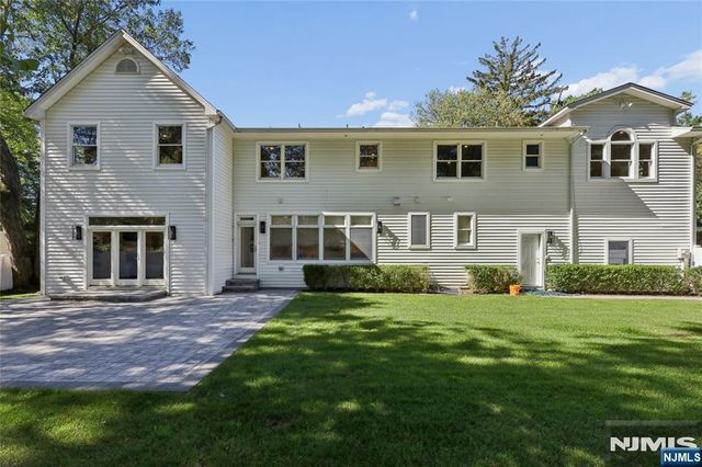 337 Franklin Street, Haworth, NJ 07641