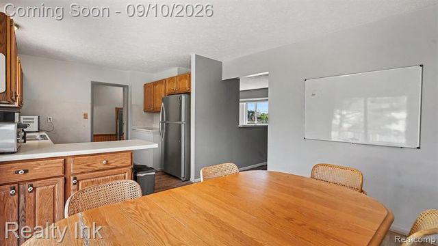 11260 Lemen Road, Whitmore Lake, MI 48189