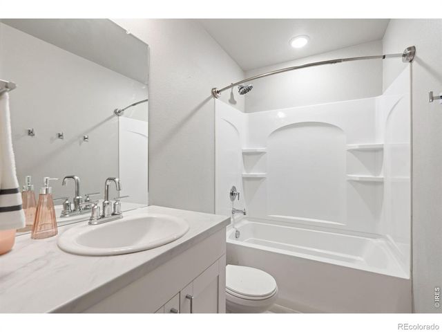 710 Oregon Trail 3, Ault, CO 80610