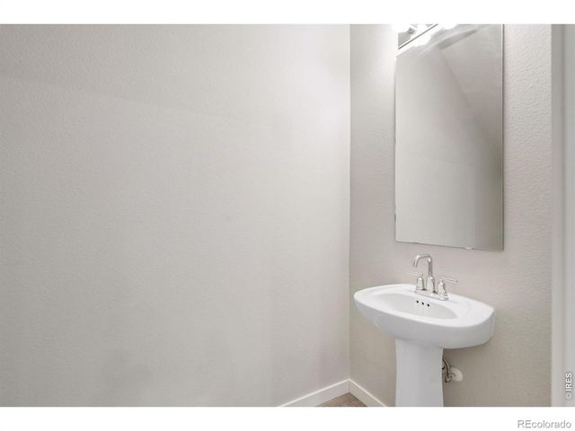 710 Oregon Trail 3, Ault, CO 80610