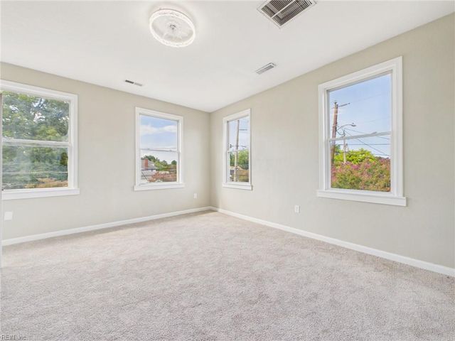 2595 Ruffin Way WAY, Norfolk, VA 23504
