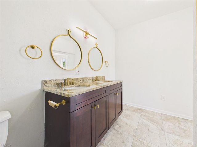 2595 Ruffin Way WAY, Norfolk, VA 23504