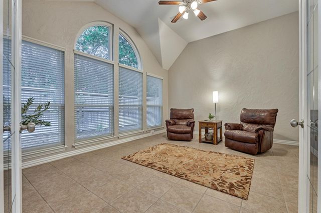 15 Carmeline, The Woodlands, TX 77382
