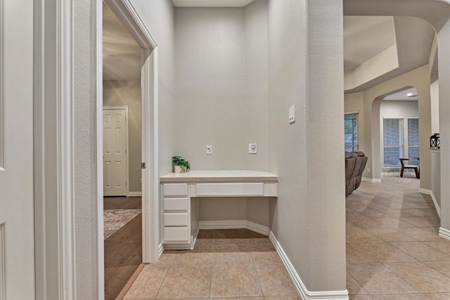 15 Carmeline, The Woodlands, TX 77382