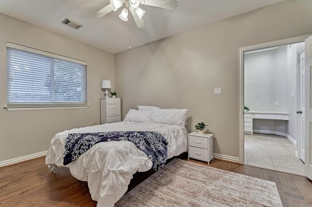 15 Carmeline, The Woodlands, TX 77382
