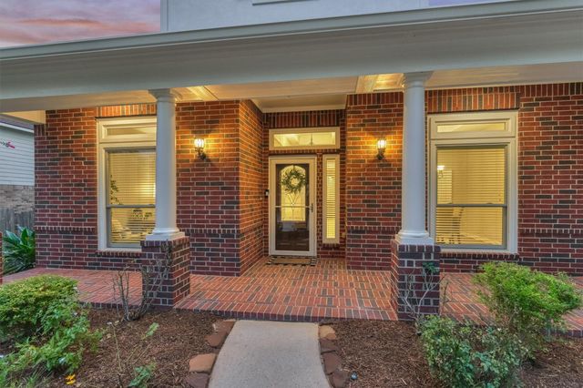 15 Carmeline, The Woodlands, TX 77382