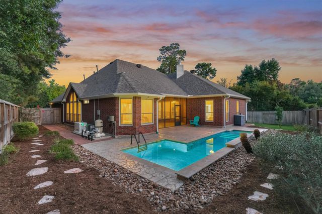15 Carmeline, The Woodlands, TX 77382