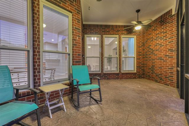 15 Carmeline, The Woodlands, TX 77382