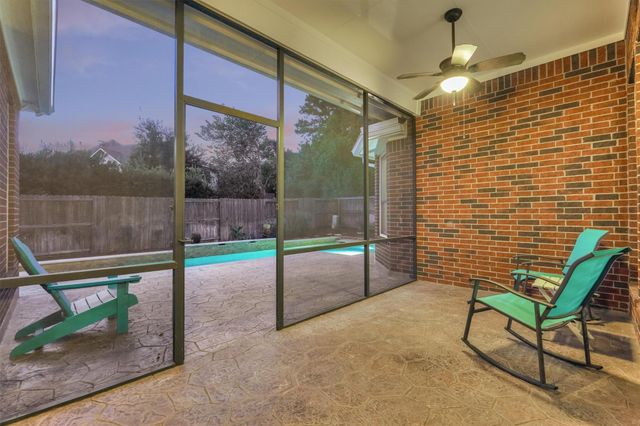 15 Carmeline, The Woodlands, TX 77382