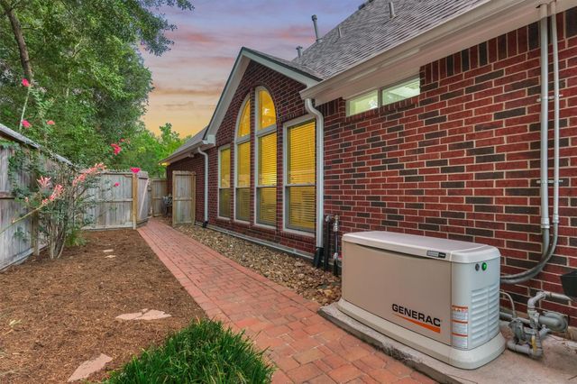 15 Carmeline, The Woodlands, TX 77382