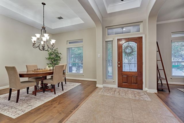 15 Carmeline, The Woodlands, TX 77382