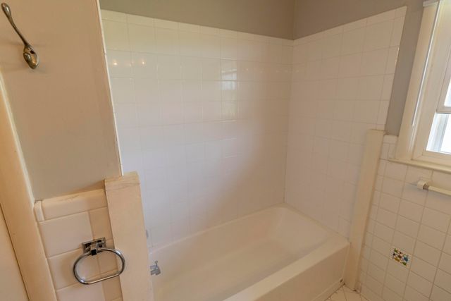 1213 SMILEY LN, Columbia, MO 65202