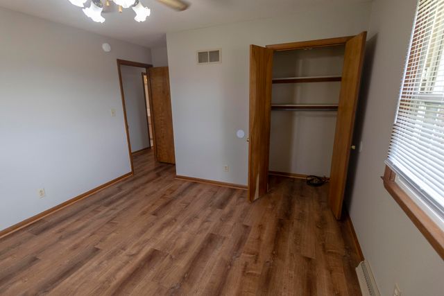 1213 SMILEY LN, Columbia, MO 65202