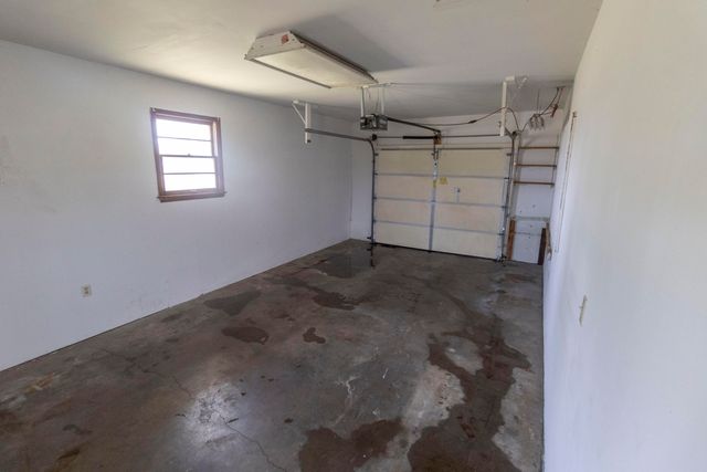 1213 SMILEY LN, Columbia, MO 65202