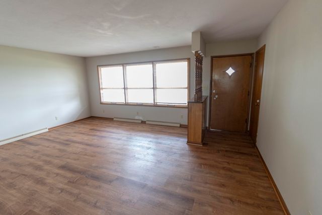 1213 SMILEY LN, Columbia, MO 65202