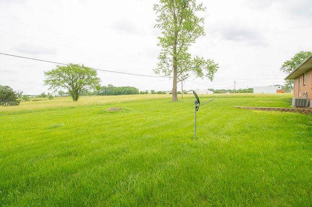 1213 SMILEY LN, Columbia, MO 65202