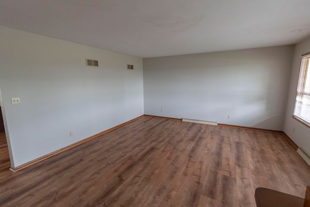 1213 SMILEY LN, Columbia, MO 65202