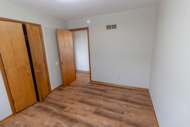 1213 SMILEY LN, Columbia, MO 65202