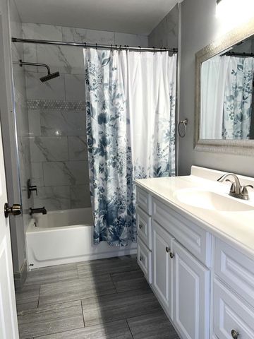 815 W Boynton Beach Boulevard 7-205, Boynton Beach, FL 33426