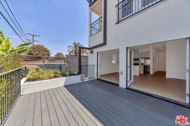 3045 Wellington Road, Los Angeles, CA 90016