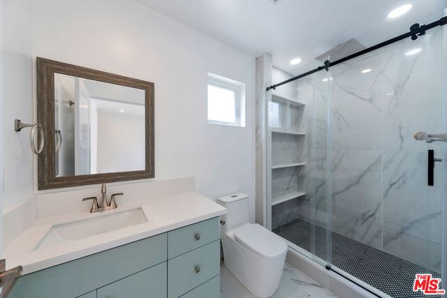 3045 Wellington Road, Los Angeles, CA 90016