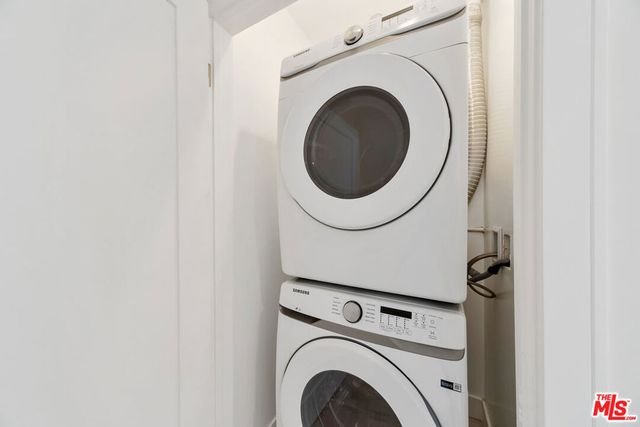 3045 Wellington Road, Los Angeles, CA 90016