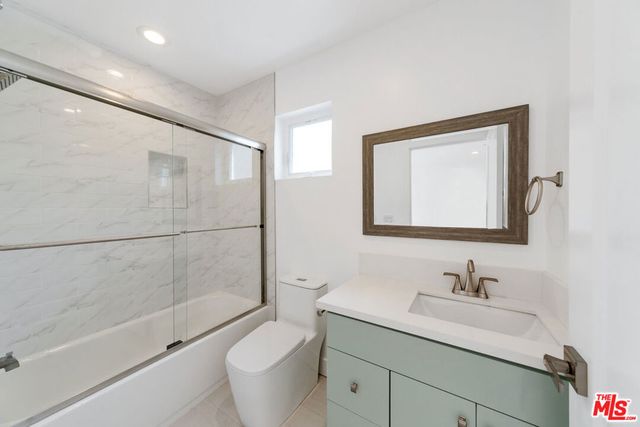 3045 Wellington Road, Los Angeles, CA 90016