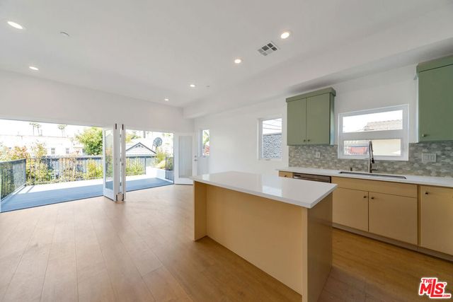 3045 Wellington Road, Los Angeles, CA 90016