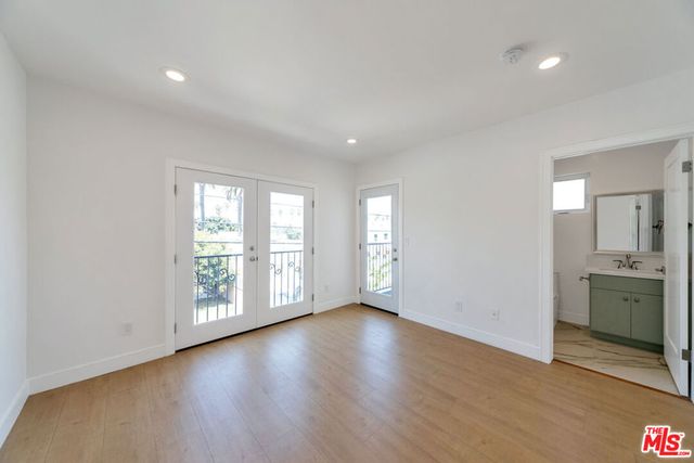 3045 Wellington Road, Los Angeles, CA 90016