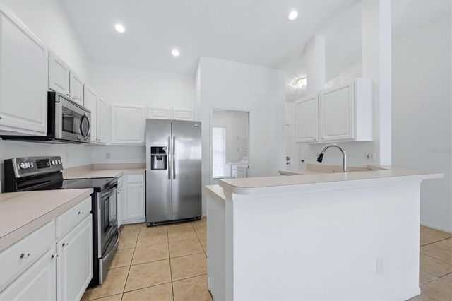 4921 THAMES LANE, Sarasota, FL 34238