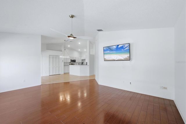 4921 THAMES LANE, Sarasota, FL 34238