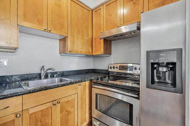 2330 University Avenue 350, East Palo Alto, CA 94303