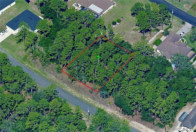 8056 N Pocono Drive, Citrus Springs, FL 34434