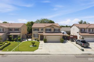 10901 Grand Prairie Drive, Bakersfield, CA 93311