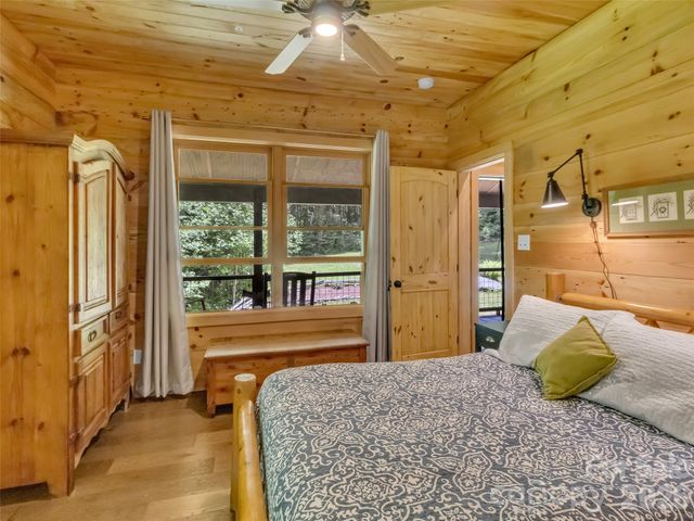 85 Lady Slipper Trail, Hot Springs, NC 28743