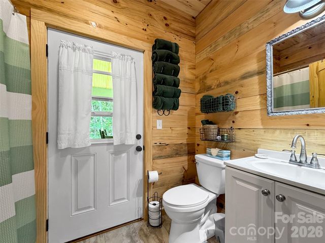 85 Lady Slipper Trail, Hot Springs, NC 28743